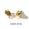 Detailansicht goldene Tropfenohrringe mit Maßen 26mm x 15mm und einem Gewicht von 20,4g - Gold Glatt Spiegel Wassertropfen