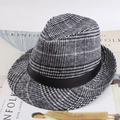 Klassischer Herren-Filzhut mit schwarz-weißem Karomuster und schwarzem Satinband-Dekor - Einheitsgröße 58cm / Großes Karo Grau