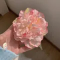 Pink gradient peony hair clip with mesh petals and green leaves for elegant hair styling - Pink Peony