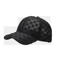Dettaglio del tessuto in pizzo nero traforato con squisito ricamo floreale sul cappellino - Nero