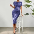 Elegantes lila Batik-Midikleid mit kurzen Ärmeln und schlanker Taille für Damen - S / Blau