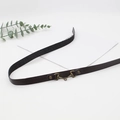 Detailopname van donkerbruine leren hoedenband met decoratieve koperen paardenbeet gesp - Donkerbruin Bit-stijl (1)