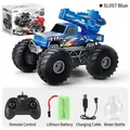 Kit de monster truck azul a control remoto 2.4G con batería, cargador USB y botella de agua - SL057 Azul Pickup Estilo Disparo de Agua