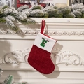 Calcetín navideño de punto rojo con borde blanco y letra E bordada en color verde - Letra E
