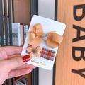 Ensemble de deux pièces avec nœud beige et barrettes à fleurs à carreaux rouges - Jaune
