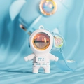 Astronauten-Schlüsselanhänger in Weiß und Hellblau mit Goldmaske und Handschlaufe - Astronaut Sunset Lamp Schlüsselanhänger / Weiß