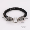 Detalle de pulsera de cuero trenzado con cabezas de lobo y dimensiones del producto - Estilo 2 Dragón / Negro + Plata Antigua
