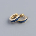 Orecchini huggie in argento S925 con cinque pietre di zirconia blu a taglio quadrato - Oro (Zircone Blu)