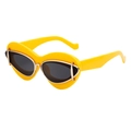 Fashionable Y2K cat-eye sunglasses in yellow frames with gold metal trim and black lenses - Bright Yellow Gold All Gray (C3)