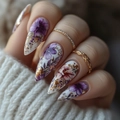 Florale amandel kunstnagels met paarse bloemen, goudfolie en elegante handmodellering - Lijm Type / Paarse Bloemen Goudfolie Stijl (Y-481)