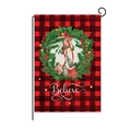 Weihnachts-Gartenfahne mit rot-schwarzem Karomuster und Believe-Blumenkranz Dekoration - 30*45cm / Glauben Kranz (HYQ030-2)