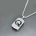 Collier avec pendentif rectangulaire lettre Q ajourée en acier inoxydable argenté - Lettre Q / Argent