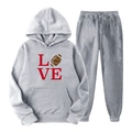 Survêtement à capuche gris avec motif football LOVE rouge et pantalon à cordon assorti - S (L) / Haut Et Bas / Gris clair (LOVE+Football)