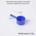 Mini-louche à eau bleue en plastique pour accessoires de maison de poupée, 3,5 cm - Cuillère à Eau à Manche Long (Petit) / Bleu