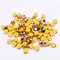 Goldene 8mm Herzperlen mit gelber Emaille für die DIY-Schmuckherstellung und Handwerk - Herzform Gelb
