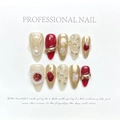 Set unghie finte artigianali rosse e oro con perle e strass su sfondo bianco - Extra Piccolo (XS) / 1118 - Esotico E Dissoluto