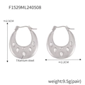 Orecchini a cerchio a U in acciaio al titanio argento con trama a foglia, altezza 2,5cm - Stile Argento (F1529)