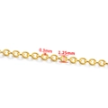 Macro detail van gouden metalen ketting met 0,3mm draaddikte en 1,25mm buitendiameter - Goud (1.25mm)