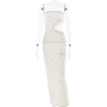 Elegante abito lungo in pizzo bianco con spalle scoperte e dettaglio cut-out in vita - S / Bianco