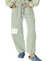 Détail du pantalon décontracté à rayures vertes et blanches avec cordon et poches cargo - S / Vert