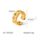 Detail view of gold-plated chain-link ring showing 0.82cm width and 2.1cm diameter specs - Hollow Chain Style (HC-R30181)