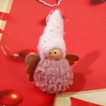 Rosa Plüsch-Engel Weihnachtsbaumschmuck mit Holzkopf und glitzernden Flügeln - Weißer Hut Engel