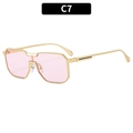 Quadratische Metall-Sonnenbrille mit hellrosa Gläsern und Goldrahmen in Farbe C7 - Goldener Rahmen Rosa Gläser
