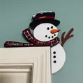 Décoration de coin de porte bonhomme de neige en bois avec chapeau noir pour Noël - Bonhomme de neige à écharpe écossaise
