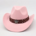 Detalle de sombrero vaquero rosa con insignia de estrella y banda de cuero tachonada - Talla única / Rosa