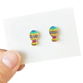 Boucles d'oreilles pailletées arc-en-ciel en forme de sombreros sur carte blanche - Style de poisson arc-en-ciel (2)