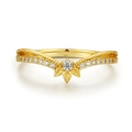 Elegant gold S925 sterling silver V-shaped leaf ring with sparkling pavé cubic zirconia - US Size 6 / Gold