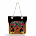 Τσάντα tote pop art με τύπωμα μαύρης γυναίκας και λευκά χοντρά χερούλια από σχοινί - Στυλ Μαύρων Κυαλιών Άφρο WOW (ms3612)
