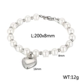 Pulsera de perlas con colgante de corazón plateado y perlas de 8mm de diseño minimalista - Pulsera (KB54746-Z) / Color Acero