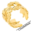 Detalle que muestra el diámetro interior ajustable de 1,7 cm del anillo ginkgo dorado - Dorado