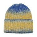Detailed view of coarse knit texture on blue and gold gradient winter beanie hat - M (56-58cm) / Blue Ginger Gold Mix