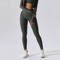 Dunkelgraues Yoga-Set mit hochtaillierter Leggings und schmal geschnittener Jacke - 10/M / Vulkangrau