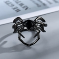 Dunkler schwarzer Spinnenring mit tropfenförmigem Edelstein im Gothic-Punk-Stil - Einstellbar Offen / Schwarz & Gold