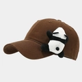 Détail d'une casquette de baseball marron avec un joli panda en peluche sur le côté - Réglable / Café