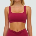 Dunkelrotes Yoga-Set für Damen mit gebürstetem Sport-BH und hoch taillierter Leggings - S / Kirschrot