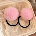Lot de deux élastiques à cheveux avec pompons en fausse fourrure rose en coffret - Pompon Rose 5cm
