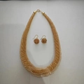 Schmuckset im afrikanischen Punk-Stil mit goldenem Choker und passenden Spiralohrringen - Halskette und Ohrringe Set (0245) / KC Gold