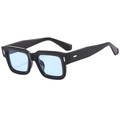 Gafas de sol cuadradas negras con lentes azules y detalles metálicos plateados - Régulier / Marco Negro Lente Azul Oceano