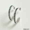 Orecchini a cerchio a C in acciaio argentato con piccoli inserti in pietra verde - PDE1517 Argento + Strass Verde