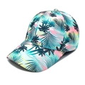 Detail van roze en blauwe gradiënt honkbalpet met zwarte tropische palmboompatronen - M (56-58cm) / Palmboom