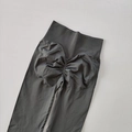 Dunkelgraue High-Waist Sportleggings mit Scrunch-Butt Effekt und Kompressionsgewebe - S / Unterteile / Dunkelgrau