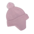 Detail einer rosa Strickmütze für Kinder mit Bommel und warmem Ohrenschutz - 2-6 Jahre / Rosa