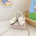 Mini borsa bimba in tweed rosa con manico di perle e fiocco con dettaglio di camelia - Fiocco Rosa