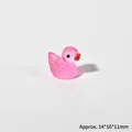 Miniatur rosa Ente aus Harz, ca. 14x16x11mm, lichtdurchlässig für Mikrolandschaften - Im Dunkeln leuchtend rosa