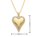 Detail eines 14K vergoldeten Herzanhängers mit rosa Zirkon und Mikro-Diamantbesatz - Herz-Stil mit Pavé-Rand (D282)