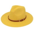 Sombrero Panamá tejido en amarillo vibrante con banda de cuero marrón y hebilla dorada - Amarillo